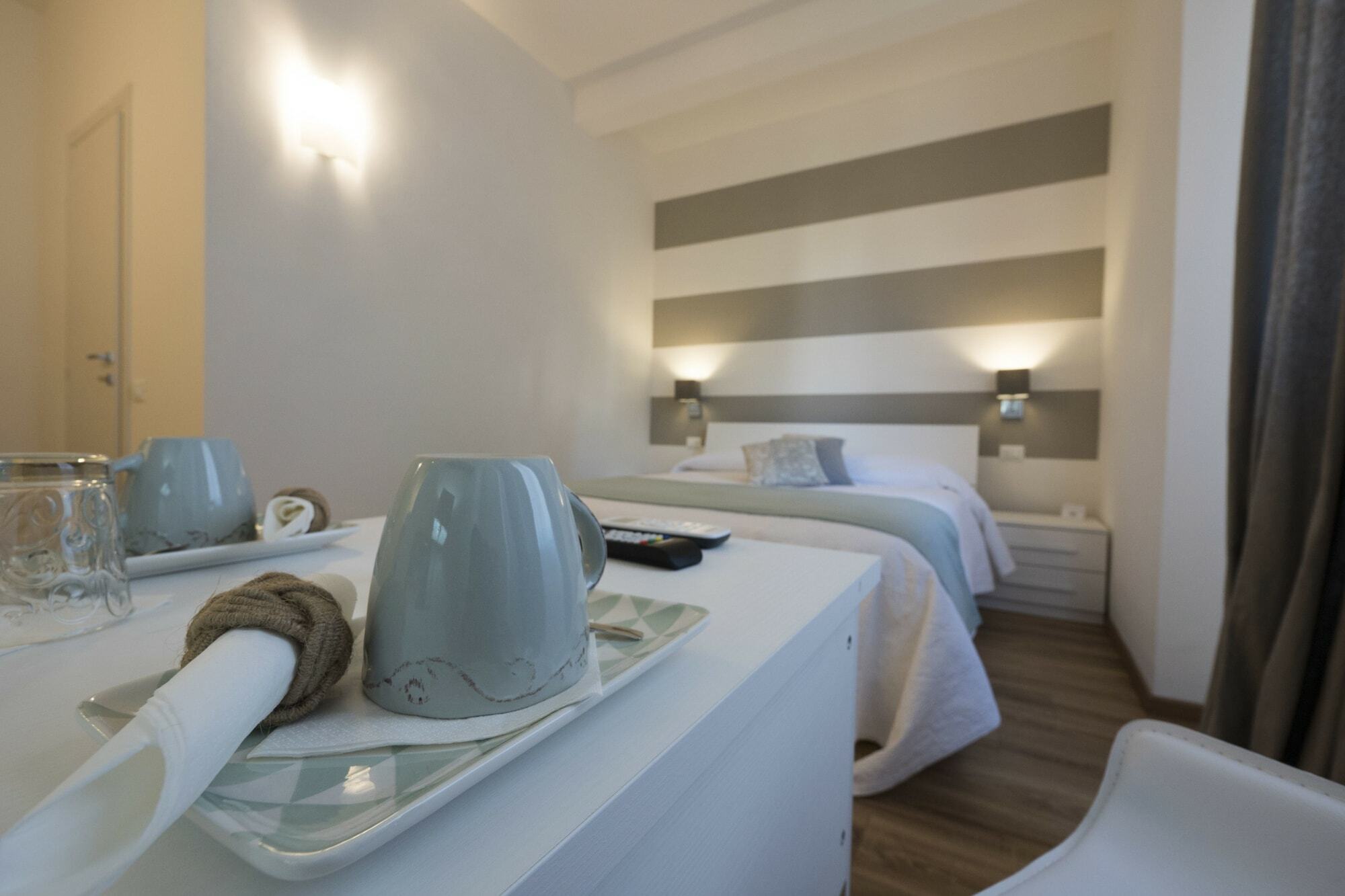 Suite Simonetta Sarzana Bagian luar foto